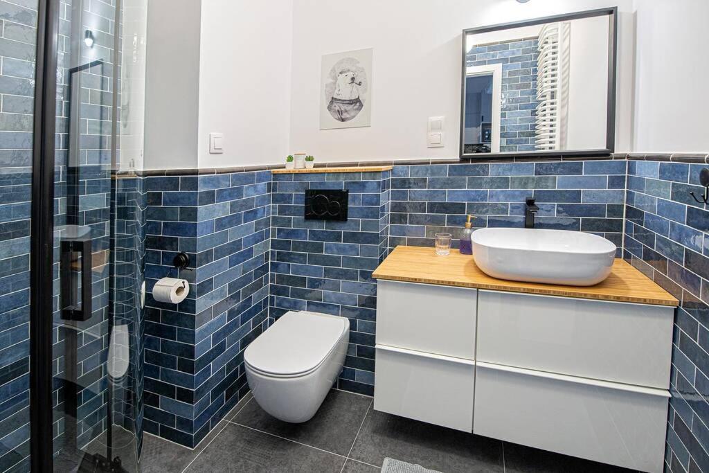 Apartament With Garden Bezplatny Parking !!! クラクフ エクステリア 写真