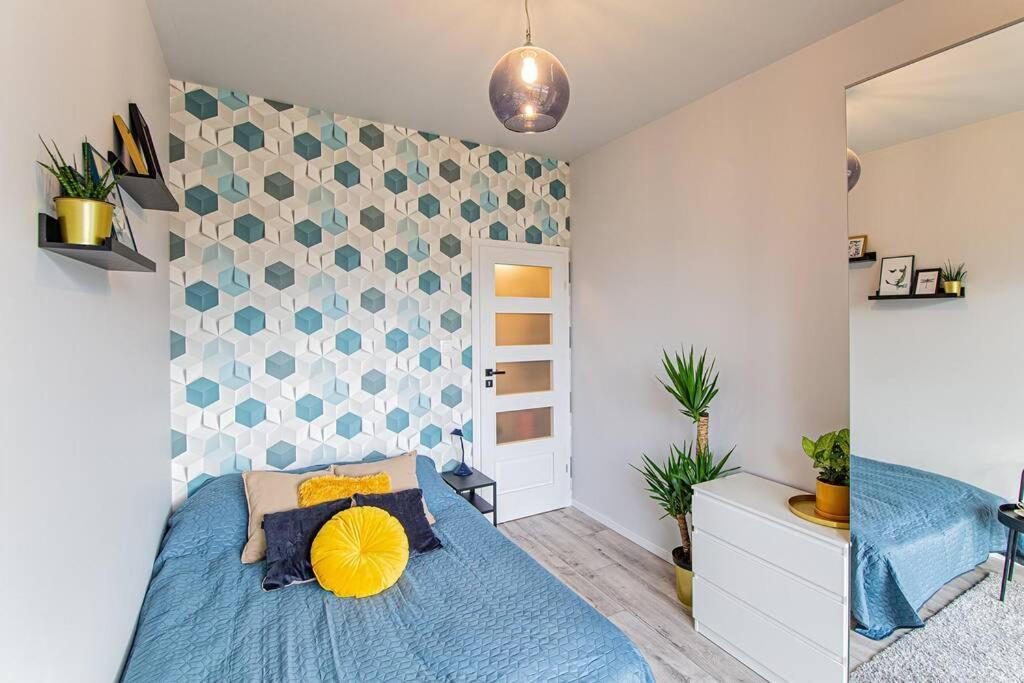 Apartament With Garden Bezplatny Parking !!! クラクフ エクステリア 写真